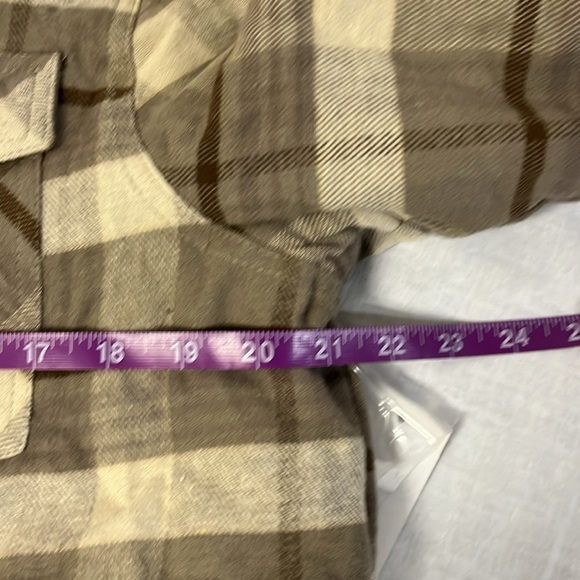 NWT Mountain and Isles Jacket size M - Picture 3 of 5